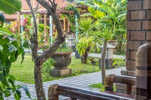 Unclassified image, 4 of 12, button - Sanur Lodge (Bali)