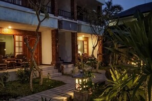 Interior - Sanur Lodge (Bali)