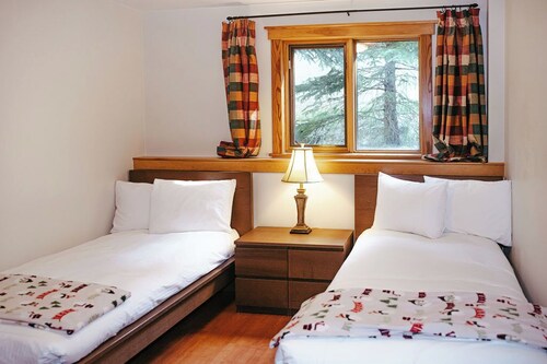 Pet-Friendly Suite on Greywolf Drive