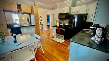 Microwave, stovetop, dishwasher