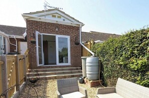 Cottage | Terrace/patio - Little Dell (Sandown)