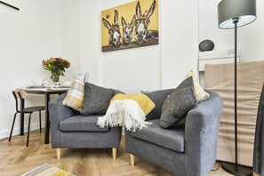 LCD TV - Little Dell (Sandown)