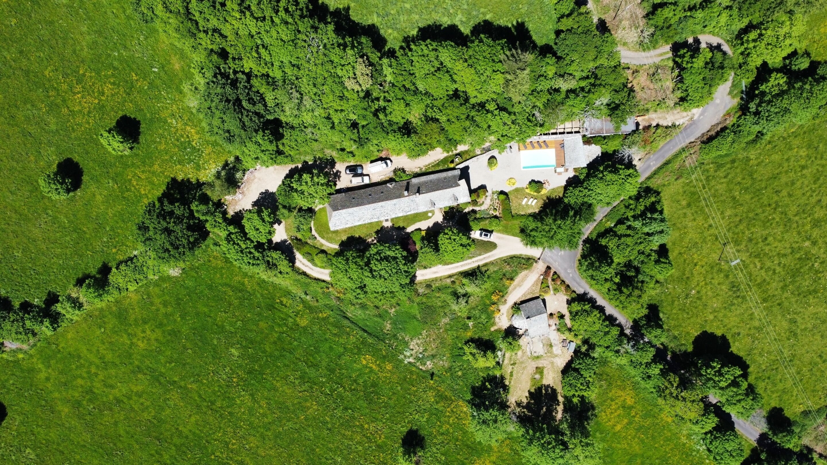 Piscine extérieure (ouverte en saison)