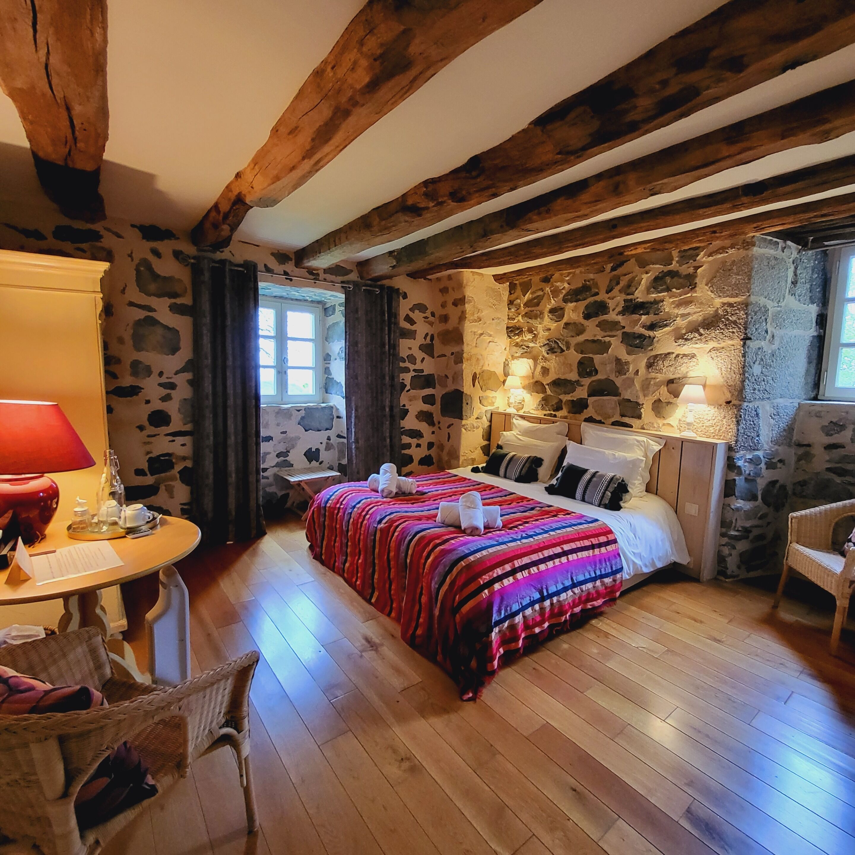 Accès au Wi-Fi (inclus)