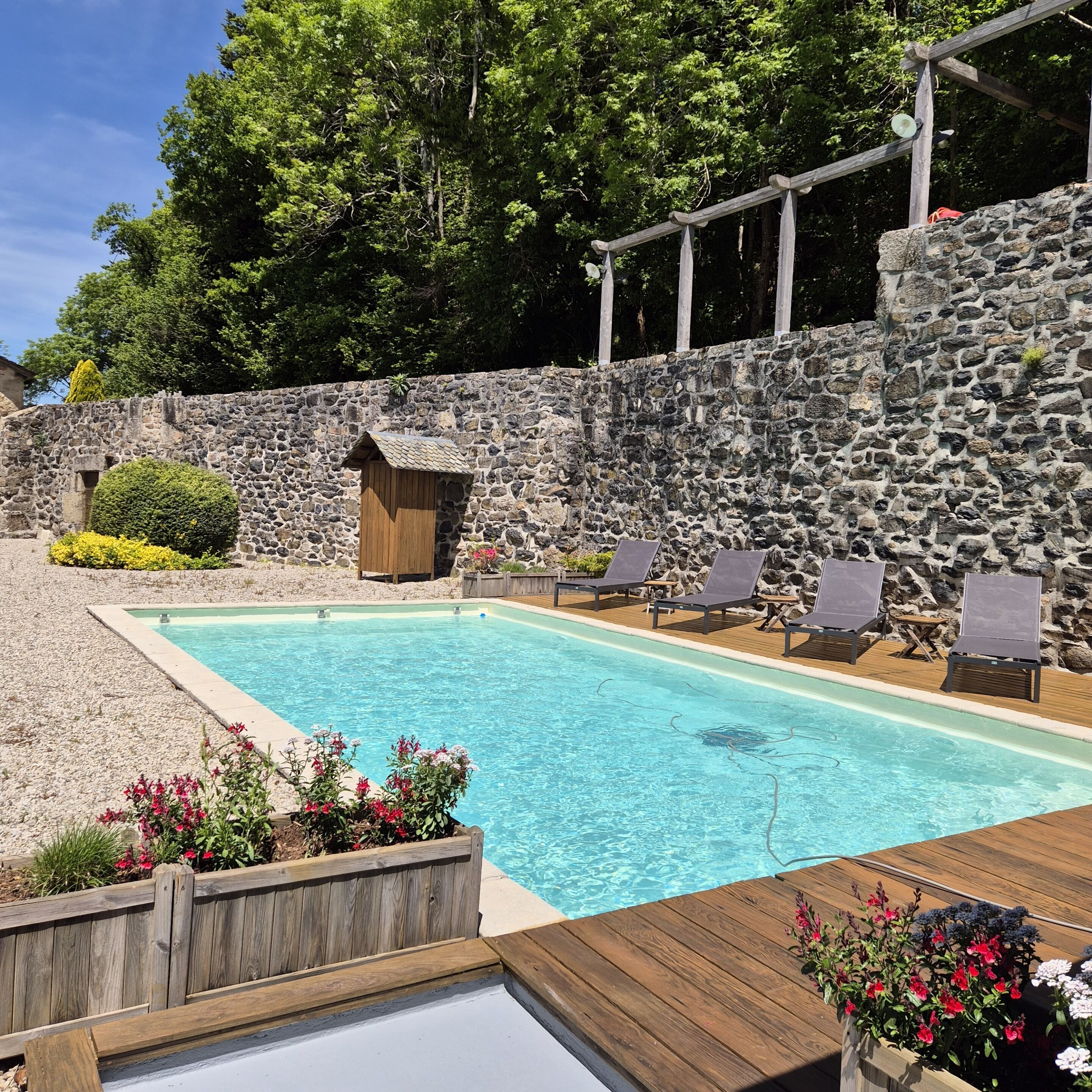 Seasonal outdoor pool