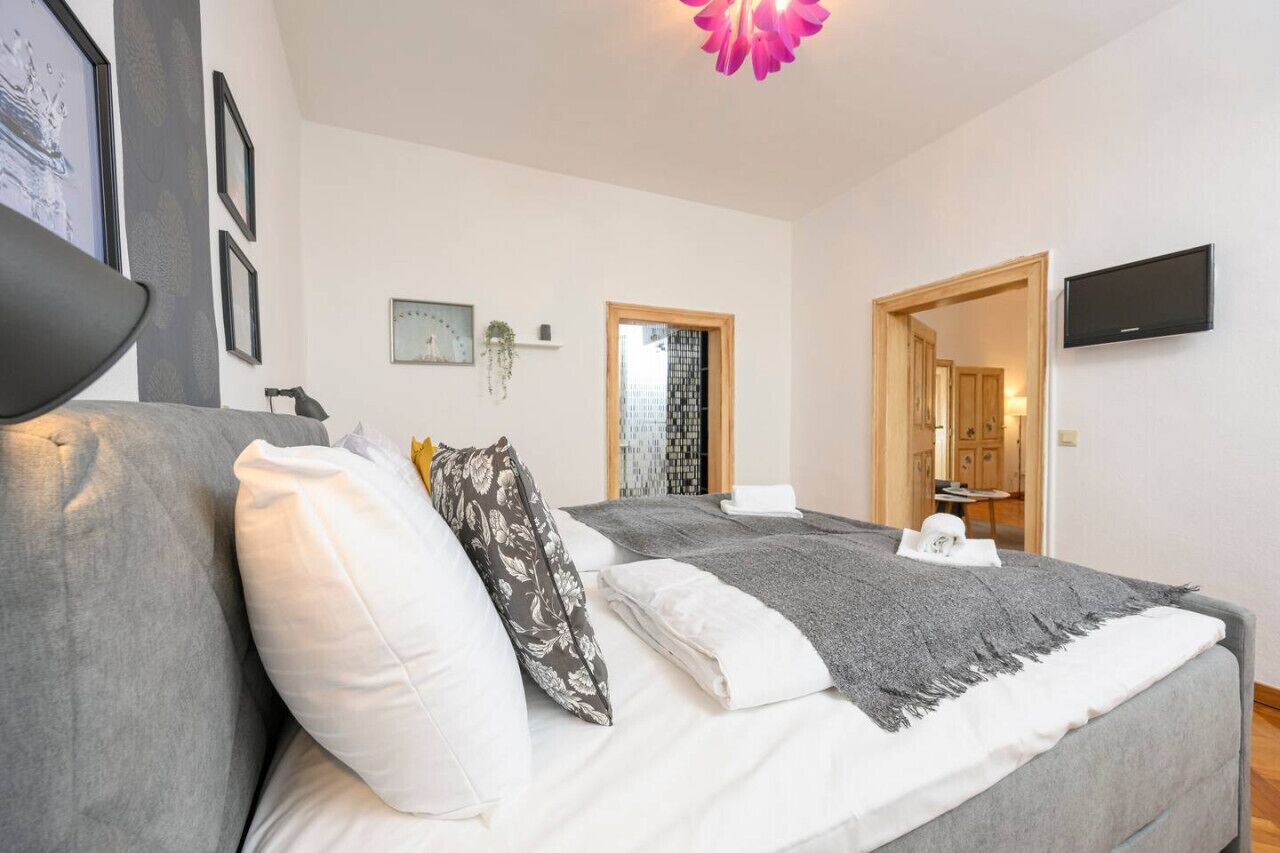 Superior Apartment | Iron/ironing board, free WiFi