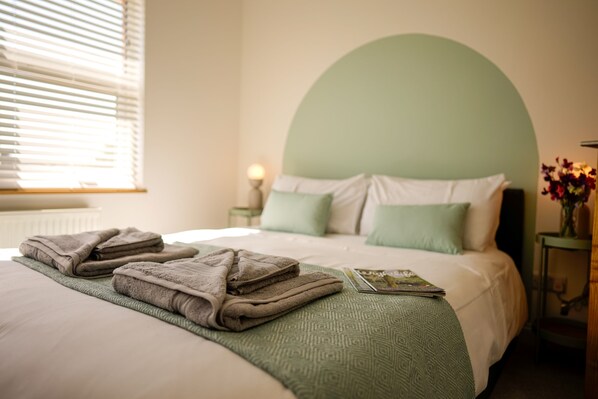 3 habitaciones y ropa de cama 