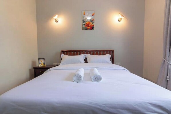 1 bedroom, iron/ironing board, WiFi, bed sheets