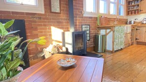 Dining - The Clock Tower (Ventnor)