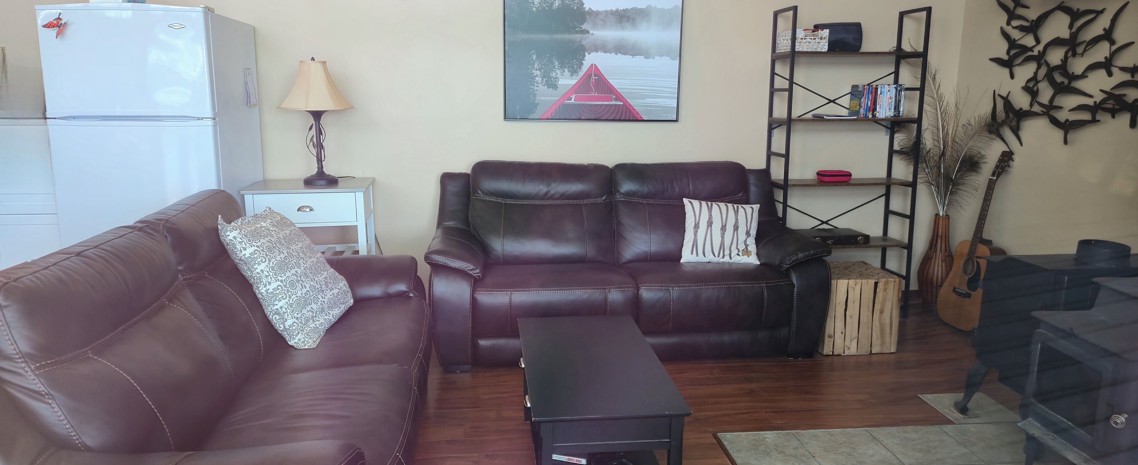 Smart TV, DVD player, stereo