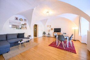 Apartment, Non Smoking, Kitchen | Living area - City Center Mödling top 1 (Mödling)