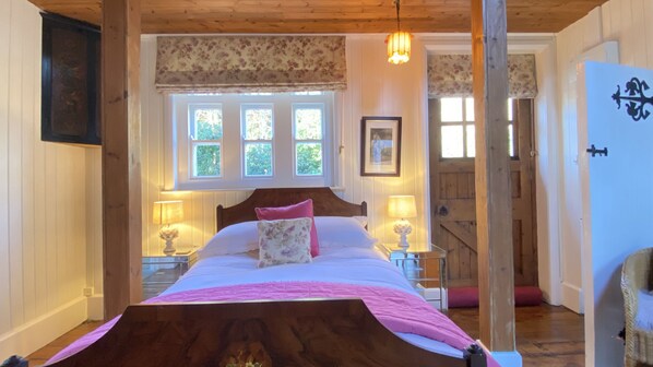 Room - The Clock House (Ventnor)