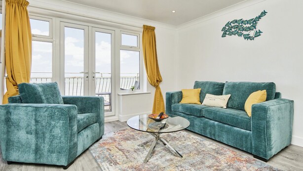 Unclassified image, 1 of 34, button - Osbourne at the Aqua (Shanklin)