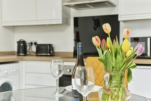 烤箱、炉灶、厨具/餐具