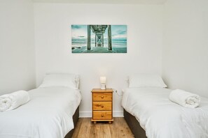 2 kamar tidur dan seprai linen