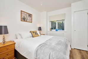 2 bedrooms, bed sheets - Sandy Haven (Ventnor)