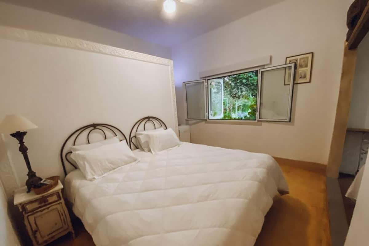 豪華三人房 | 高級寢具、特厚豪華床墊、獨特設計、獨特裝修