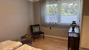 1 soverom, wi-fi (inkludert) og sengetøy