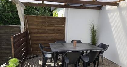 NEU! Moderne Ferienwohnung an der Treene