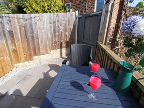 Tempat makan outdoor