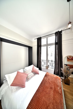 1 bedroom, iron/ironing board, free WiFi, bed sheets