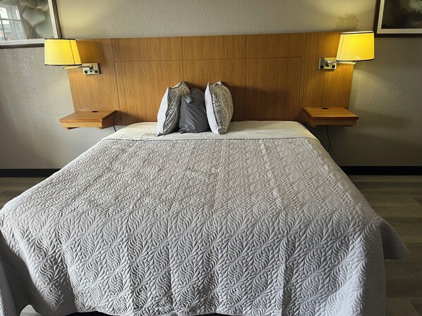 Bureau, espace de travail pour ordinateur portable