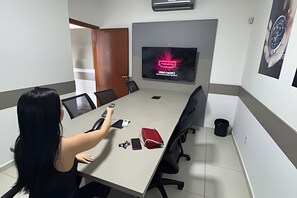 Basic Shared Dormitory | Business center