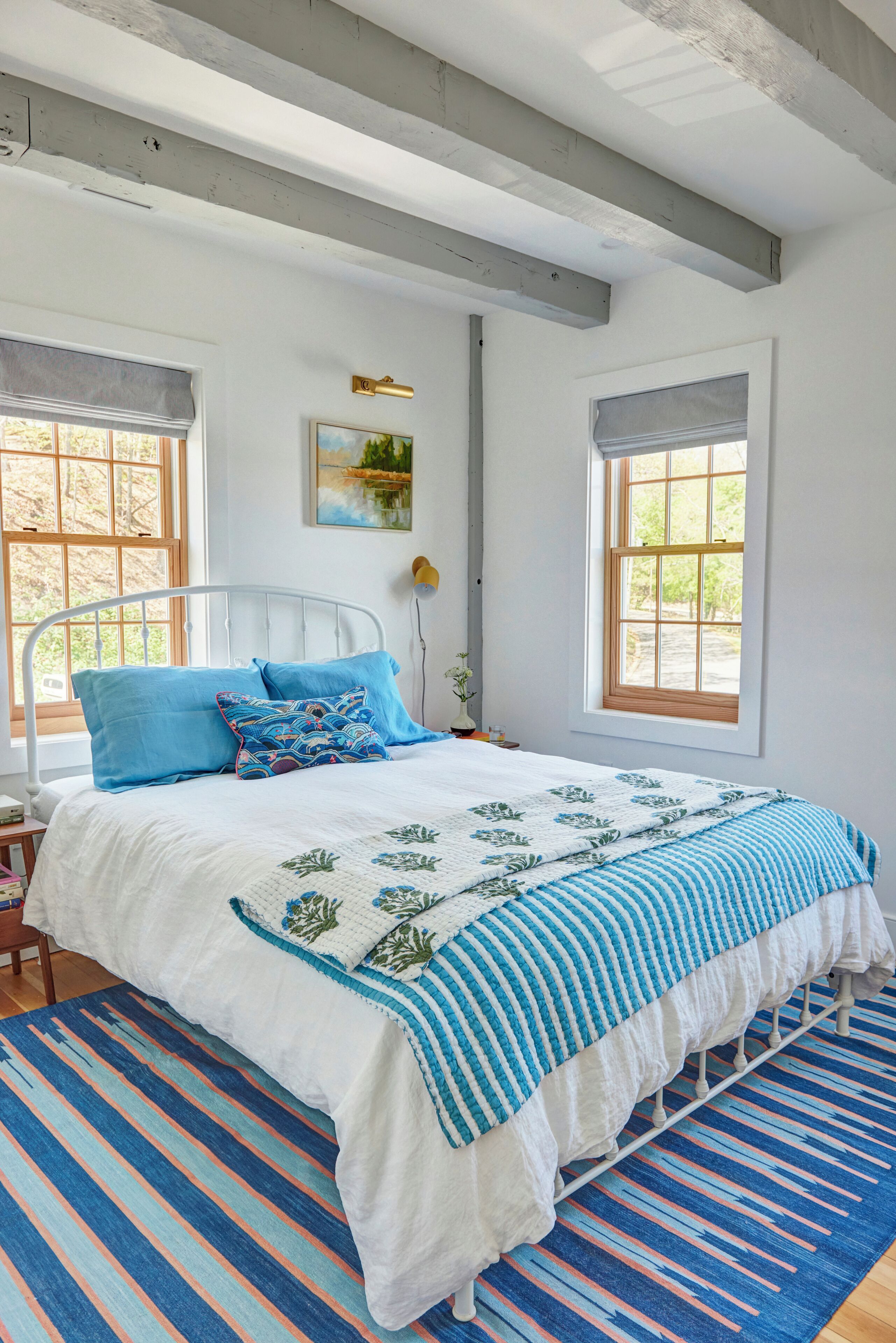 3 slaapkamers, een strijkplank/strijkijzer, wifi, beddengoed