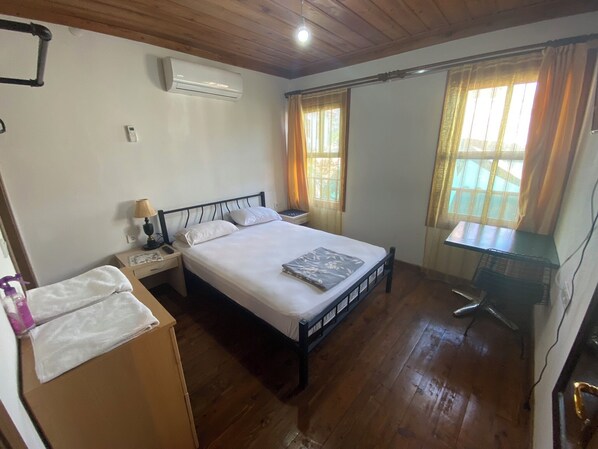 Basic Room | Soundproofing, free WiFi - Port Liman Apart (Antalya)