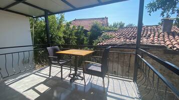 Habitación básica doble | Balcón