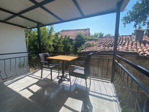 Habitación básica doble | Balcón