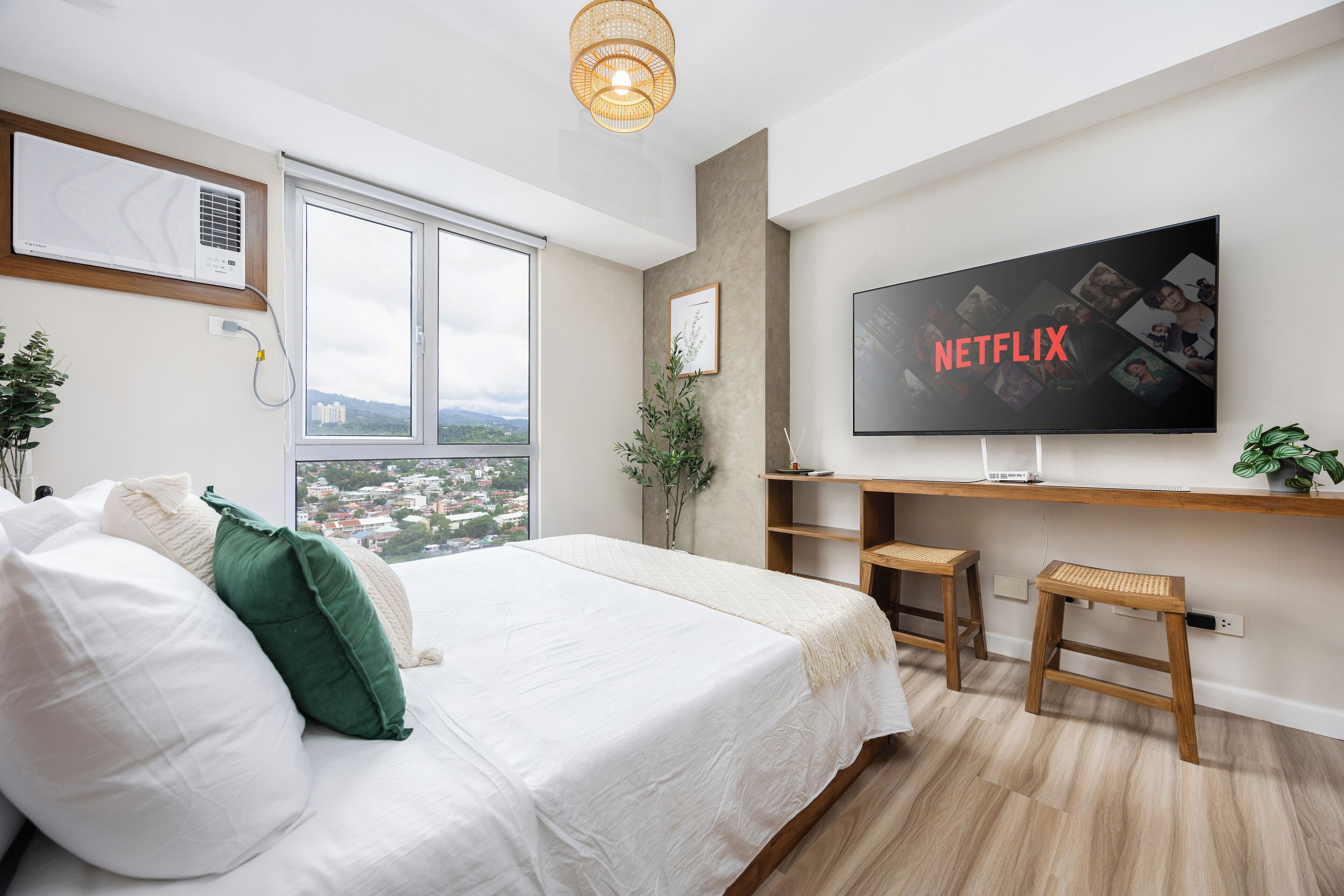 إطلالة على المدينة