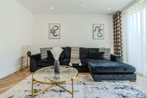 Casa | 4 dormitorios y Internet