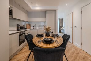 Casa | 4 dormitorios y Internet