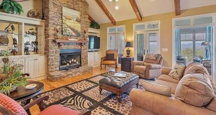 Spacious 5-bedroom house with WiFi and mountain views!