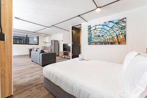 1 bedroom, free WiFi, bed sheets