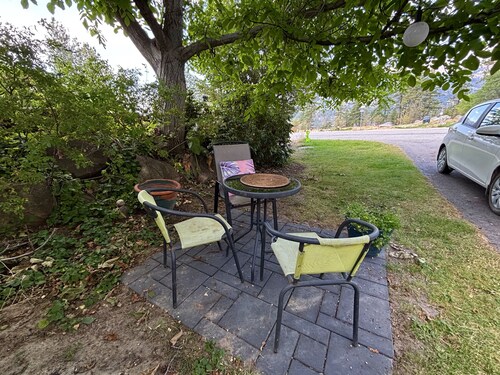 Hall's Haven: Simple Cozy Escape. Pets Welcome! Hiking & Wine Trail Nearby