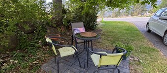 Hall's Haven: Simple Cozy Escape. Pets Welcome! Hiking & Wine Trail Nearby