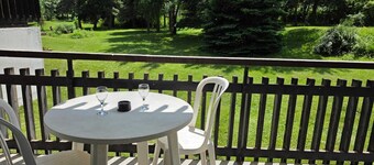 La Salle-les-Alpes: quiet apartment, terrace, river and village center