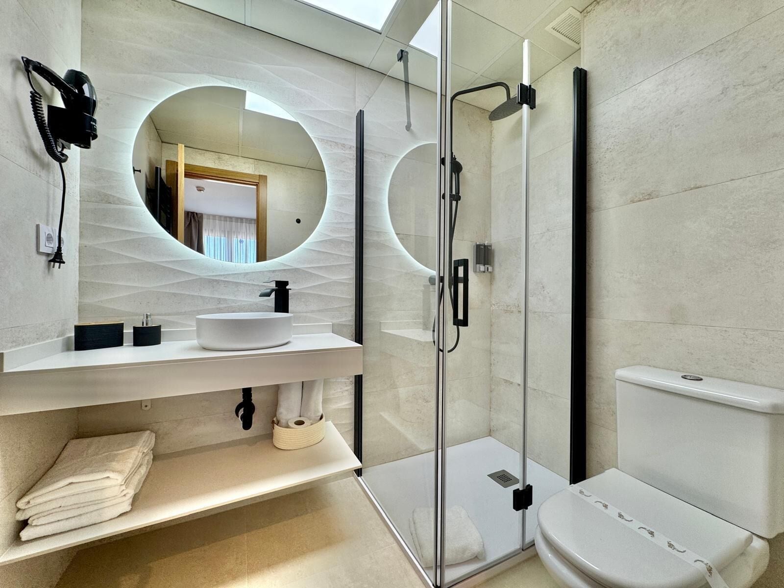 Photo - Hotel Ávila Diró