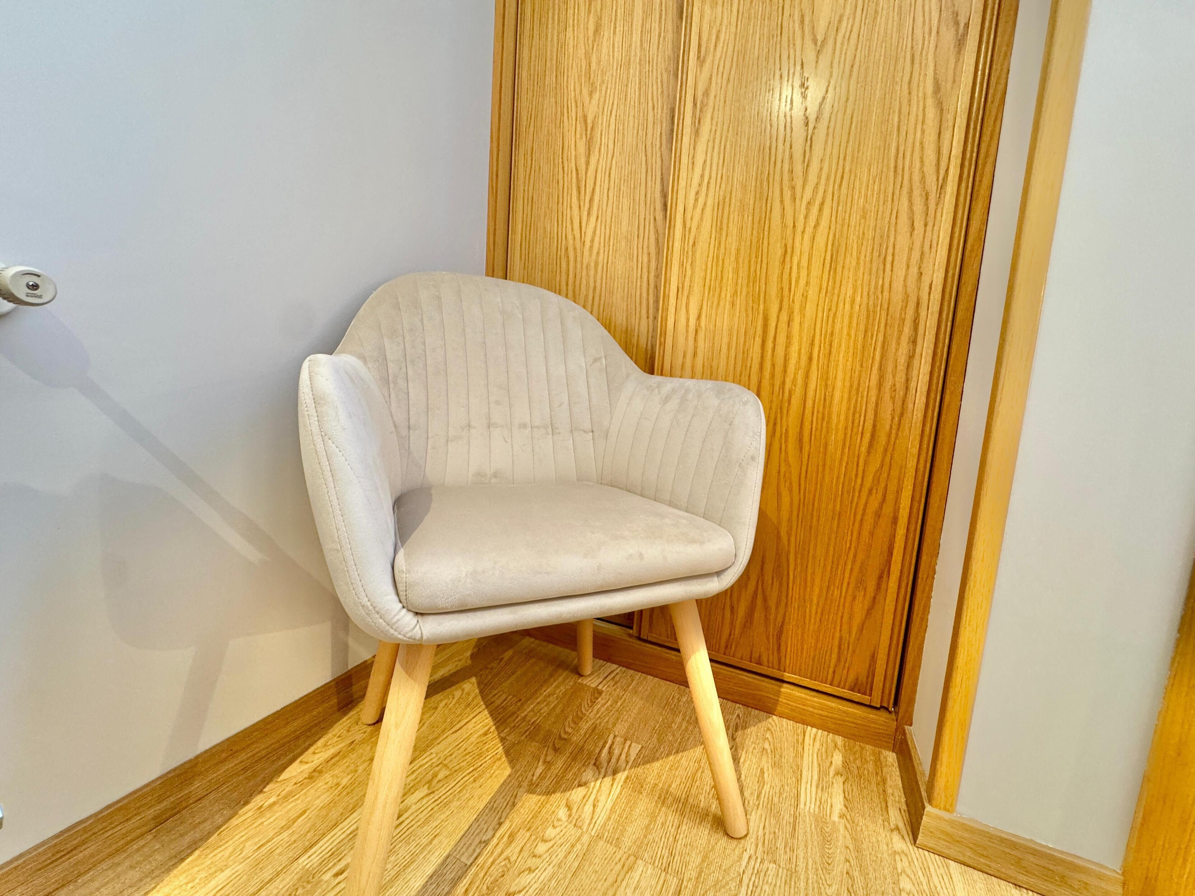 Comfort tweepersoonskamer, uitzicht op park | Een bureau, een laptopwerkplek, gratis wifi