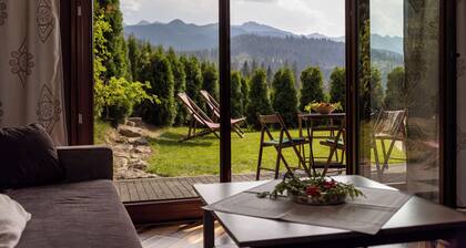 Panorama Tatr Scenic Apartment with Terrace and Breathtaking View