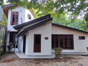 Fachada da propriedade