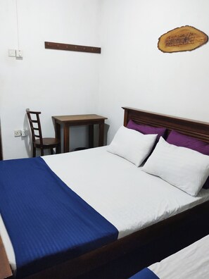 Iron/ironing board, free WiFi