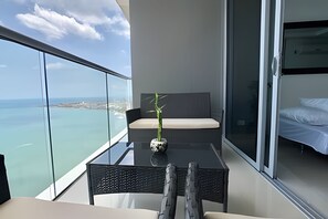 2 slaapkamers, een strijkplank/strijkijzer, beddengoed