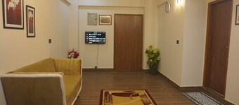 Smart Comfort Studio – DHA Phase-5