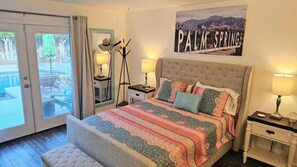 3 slaapkamers, een bureau, een strijkplank/strijkijzer, reisbedje