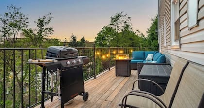3BR Apt ~ Near Train ~ Balcony ~Yonkers