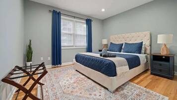 3 chambres, fer et planche à repasser, lit parapluie, Wi-Fi