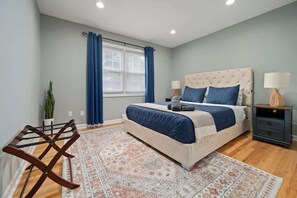 3 bedrooms, iron/ironing board, free WiFi, bed sheets